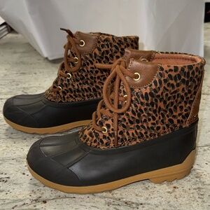 Sperry Leopard Kids' Port Boot Size 2